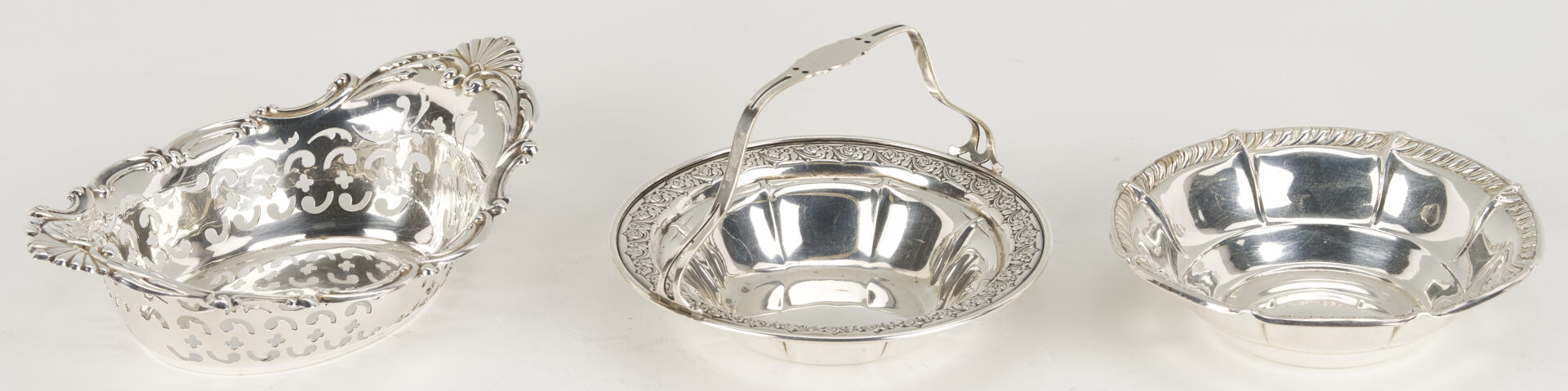 Lot 816: 13 pcs Sterling Silver Hollowware incl. Bowls, Basket