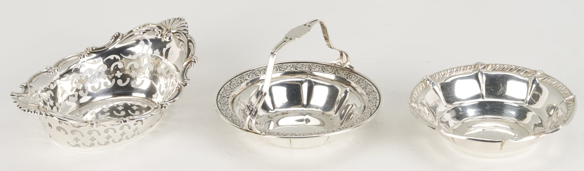Lot 816: 13 pcs Sterling Silver Hollowware incl. Bowls, Basket