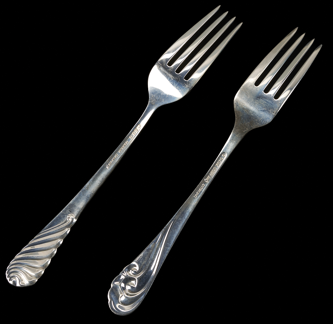 Lot 817: 20 Sterling Silver Dinner Forks, Kirk & Gorham
