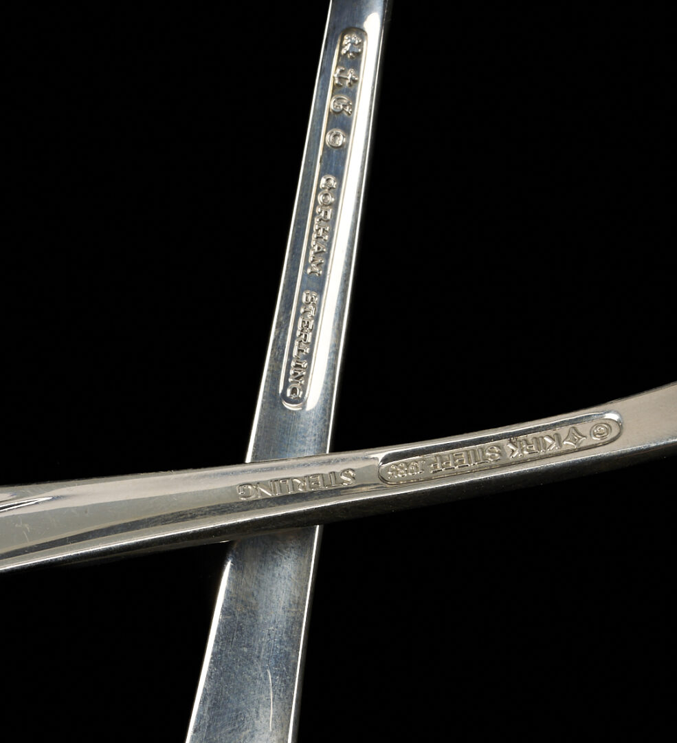 Lot 817: 20 Sterling Silver Dinner Forks, Kirk & Gorham