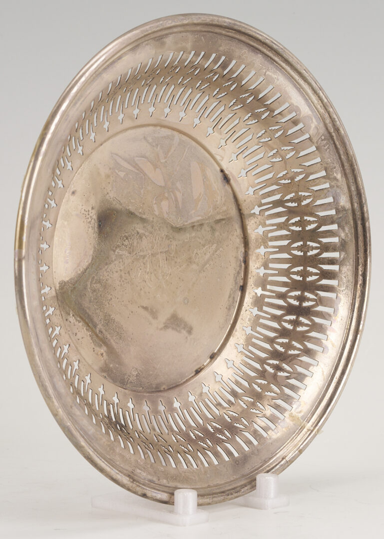 Lot 822: 2 Sterling Silver Bowls, Kirk Revere & Durgin