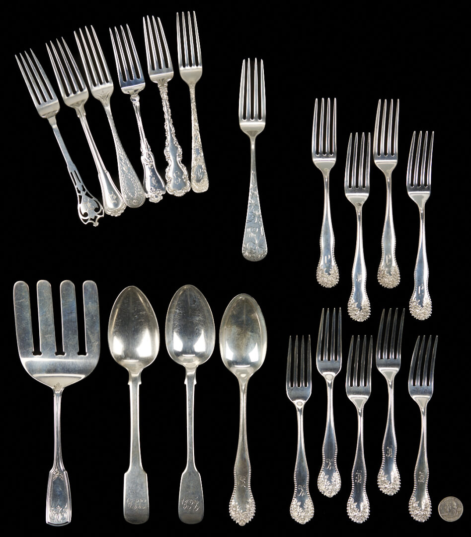 Lot 824: 20 Pcs Assorted Sterling Silver Flatware
