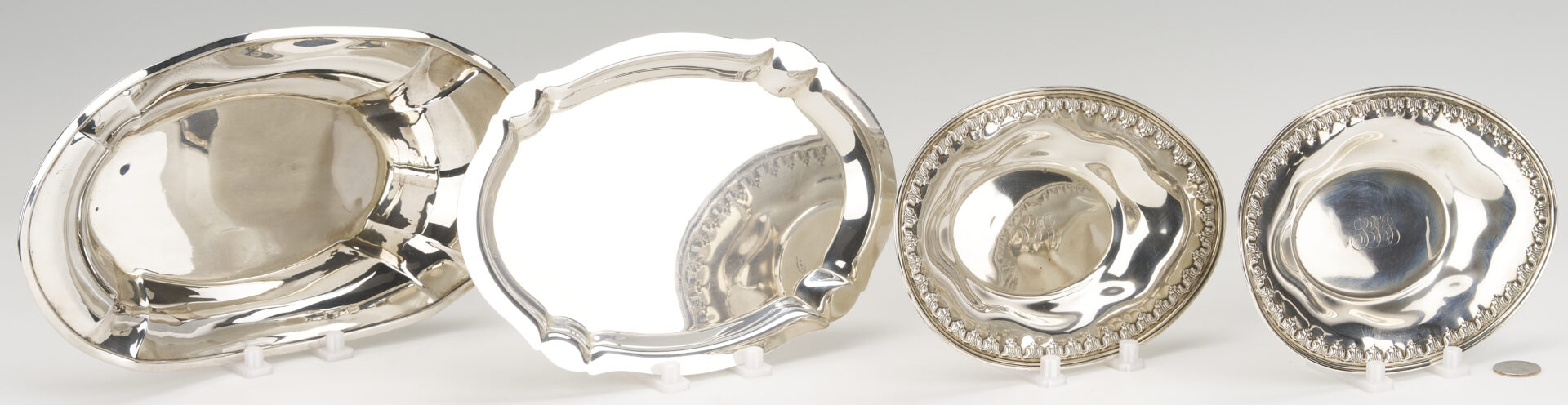 Lot 838: 4 Oval Sterling Silver Trays