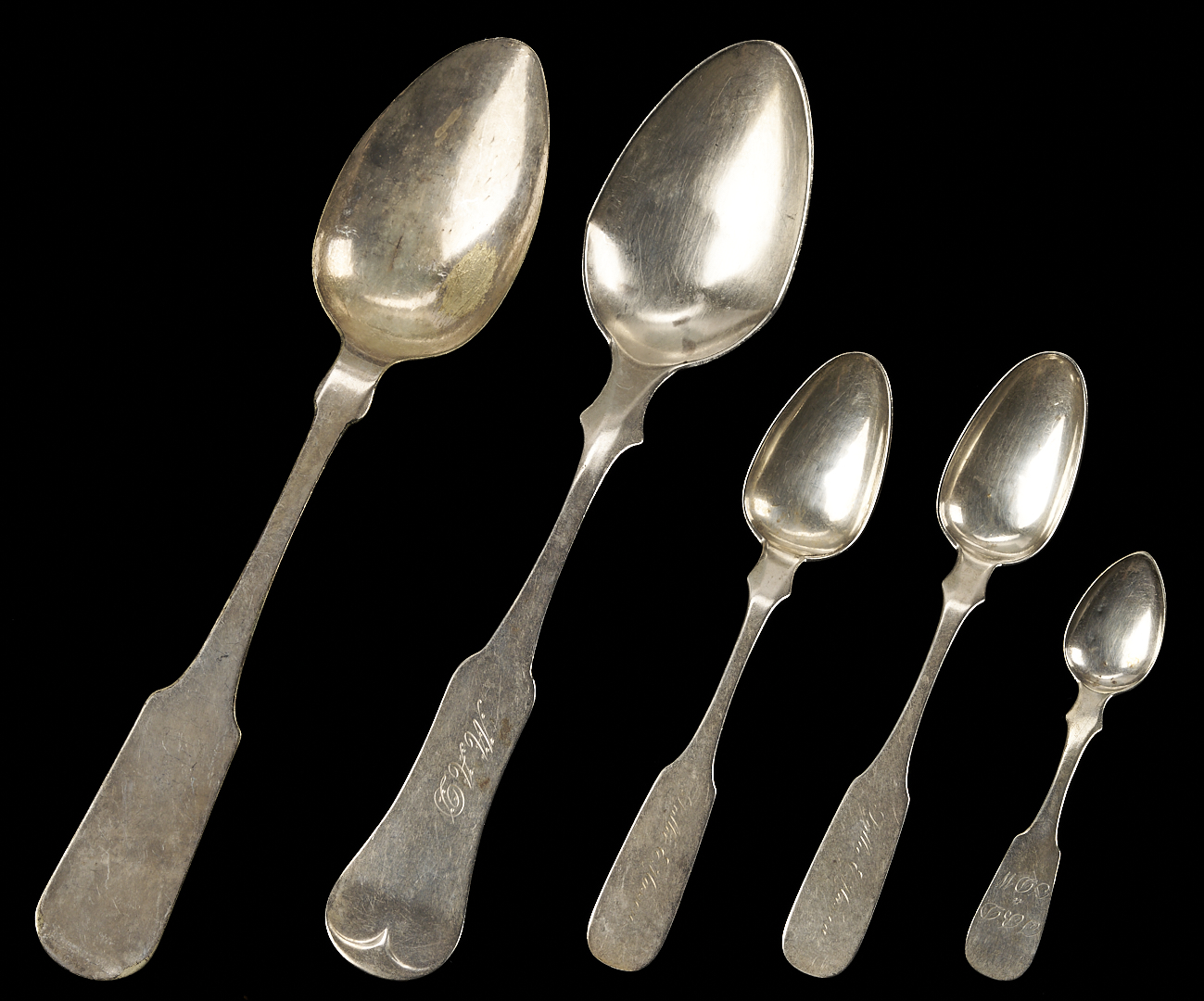 Lot 848: 19 Assorted Coin Silver Spoons