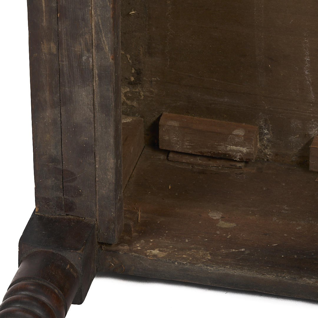 Lot 877: Southern Sheraton Cherry One Drawer Stand