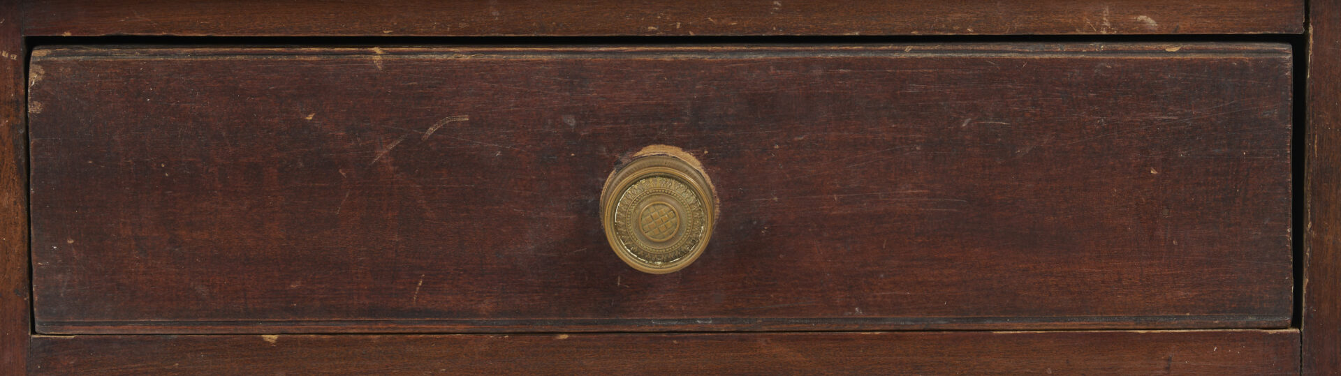 Lot 877: Southern Sheraton Cherry One Drawer Stand