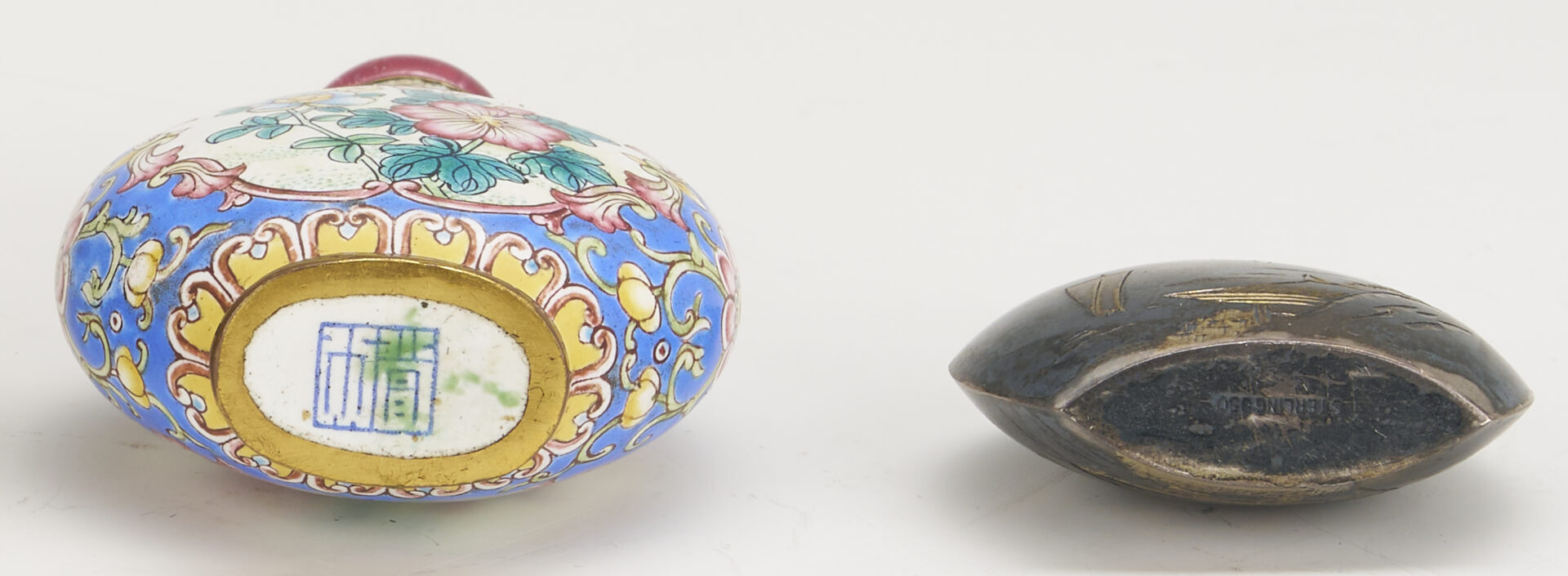Lot 880: 11 Chinese Snuff Bottles incl. Famille Rose, Canton Enamel, Silver