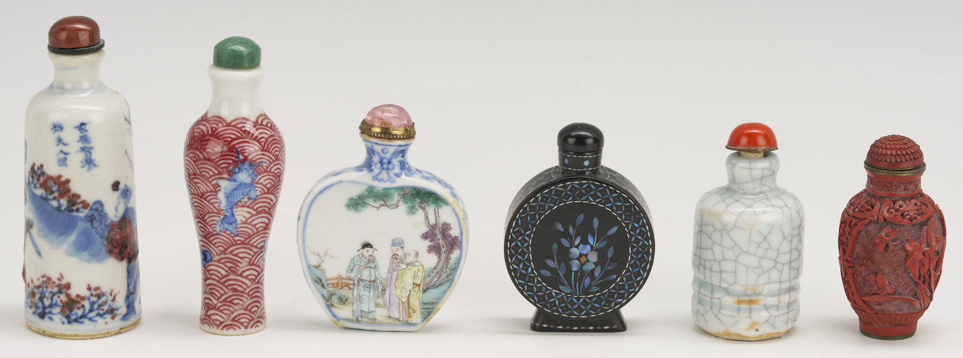 Lot 880: 11 Chinese Snuff Bottles incl. Famille Rose, Canton Enamel, Silver