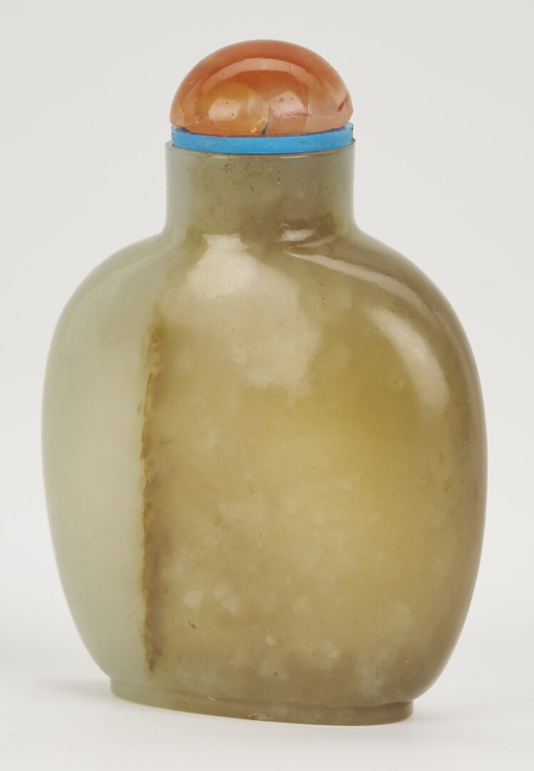 Lot 881: Chinese Celadon Jadeite Snuff Bottle