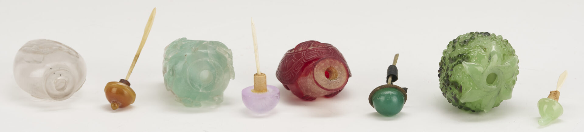Lot 887: 9 Chinese Glass Snuff Bottles incl. Peking Double Gourd