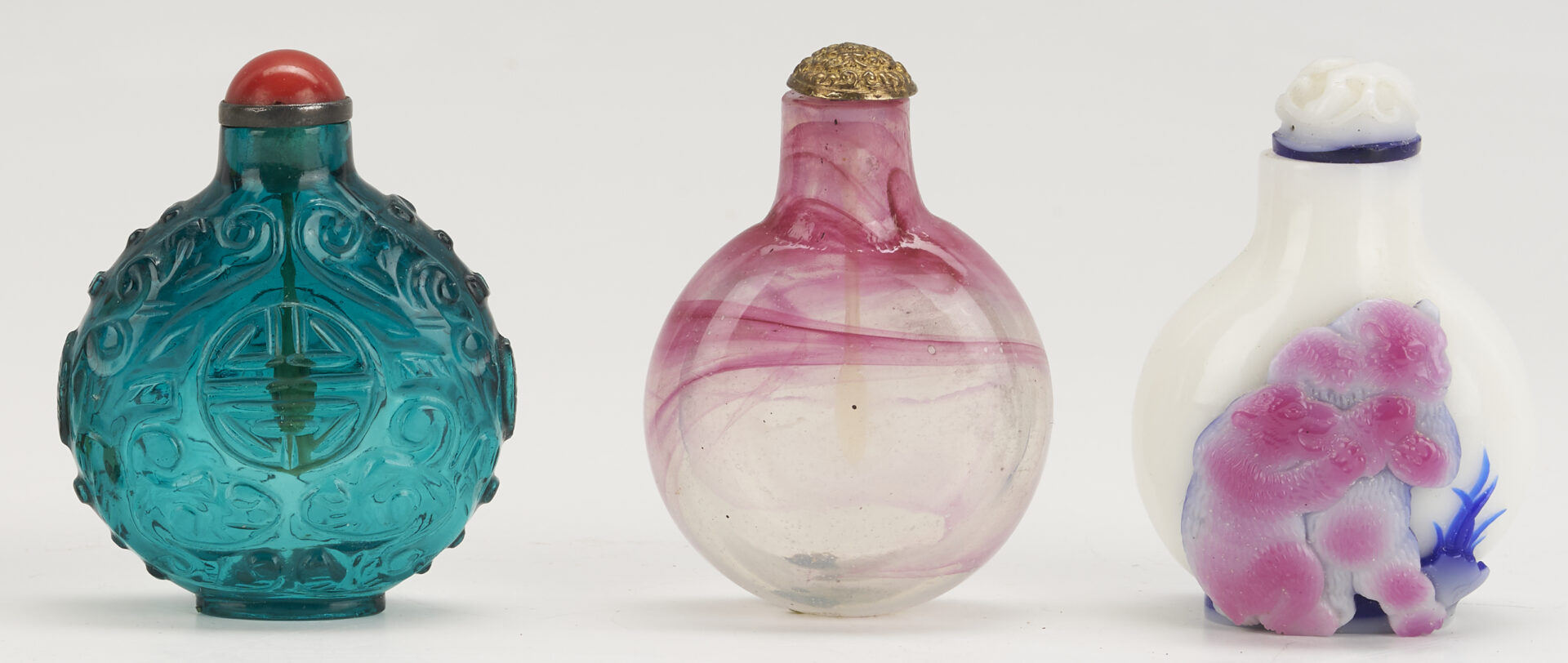 Lot 887: 9 Chinese Glass Snuff Bottles incl. Peking Double Gourd