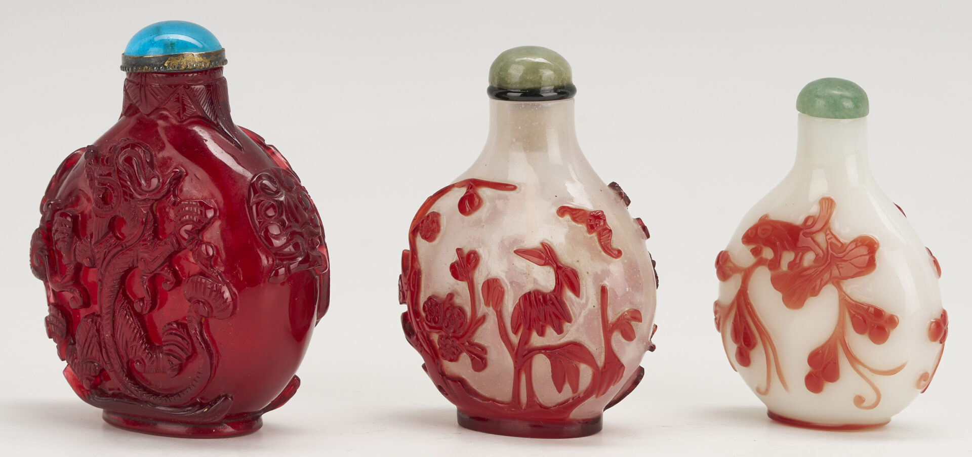 Lot 888: 3 Chinese Glass Snuff Bottles