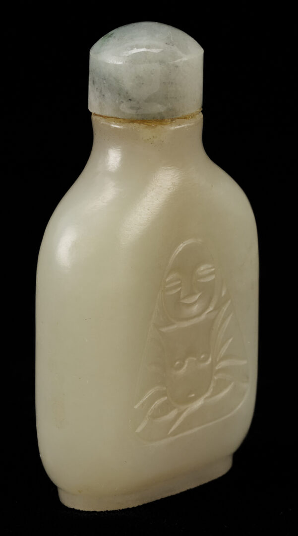 Lot 890: Chinese Miniature Jade Covered Urn & 2 Jade Snuff Bottles
