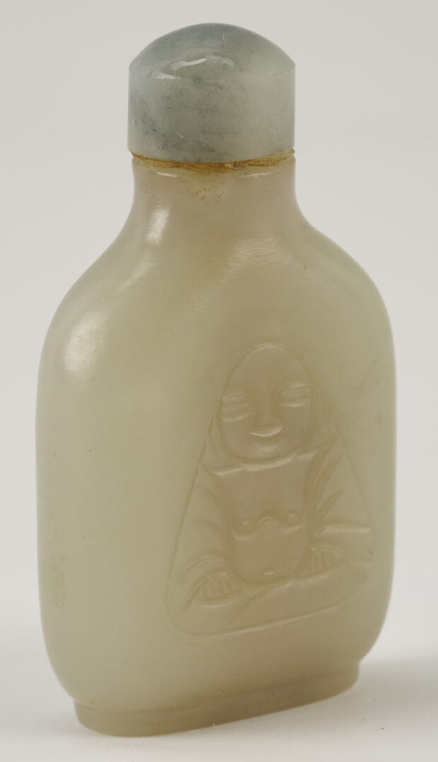 Lot 890: Chinese Miniature Jade Covered Urn & 2 Jade Snuff Bottles