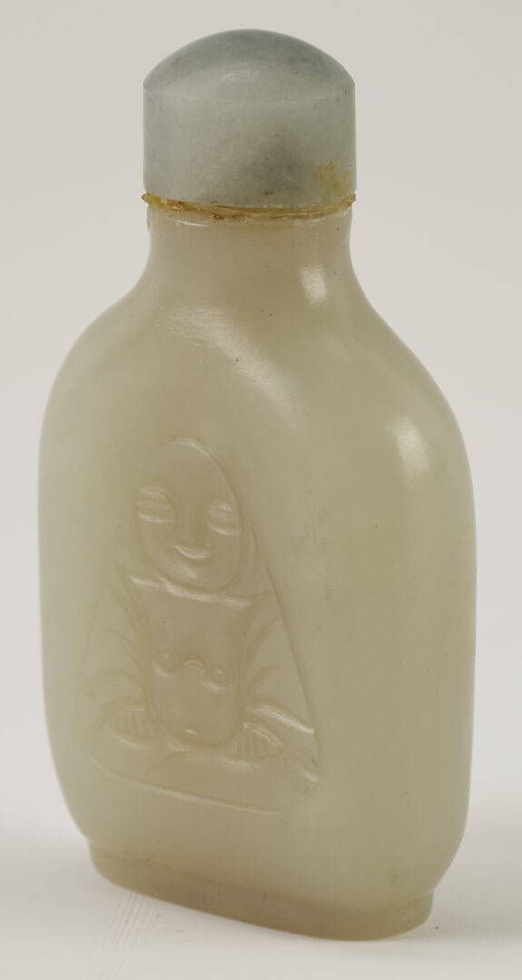 Lot 890: Chinese Miniature Jade Covered Urn & 2 Jade Snuff Bottles