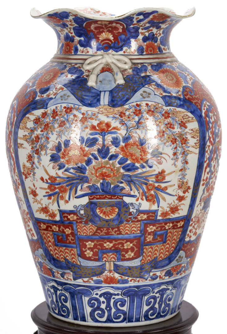 Lot 896: Large Imari Vase on Stand