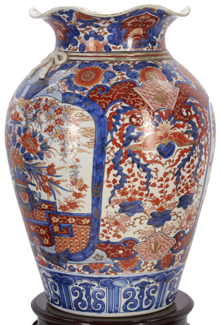 Lot 896: Large Imari Vase on Stand