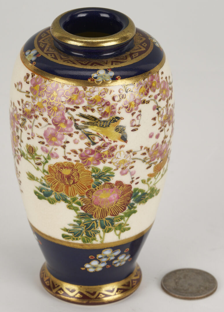 Lot 897: 4 Asian Porcelain Items