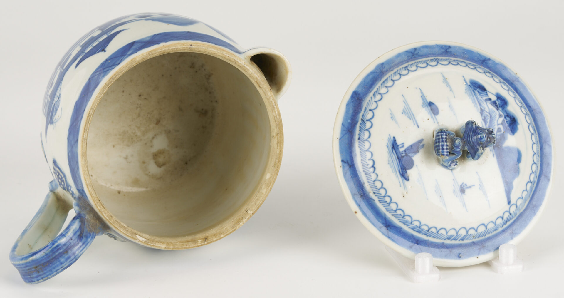 Lot 898: 3 Chinese Canton Porcelain Pcs.: Cider Jug, Tazza, Small Tray
