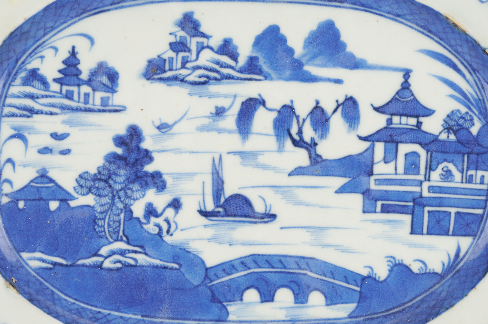 Lot 898: 3 Chinese Canton Porcelain Pcs.: Cider Jug, Tazza, Small Tray