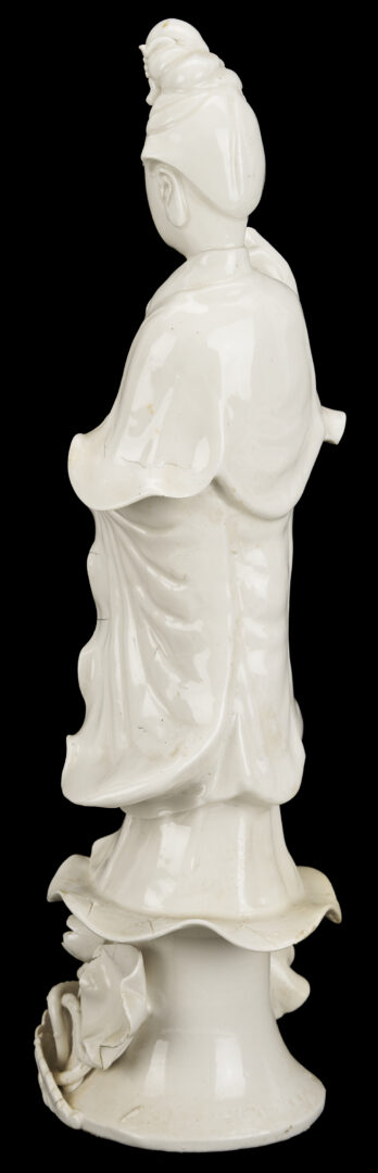 Lot 901: Pr. Chinese Famille Verte Lamps & Blanc de Chine Guanyin