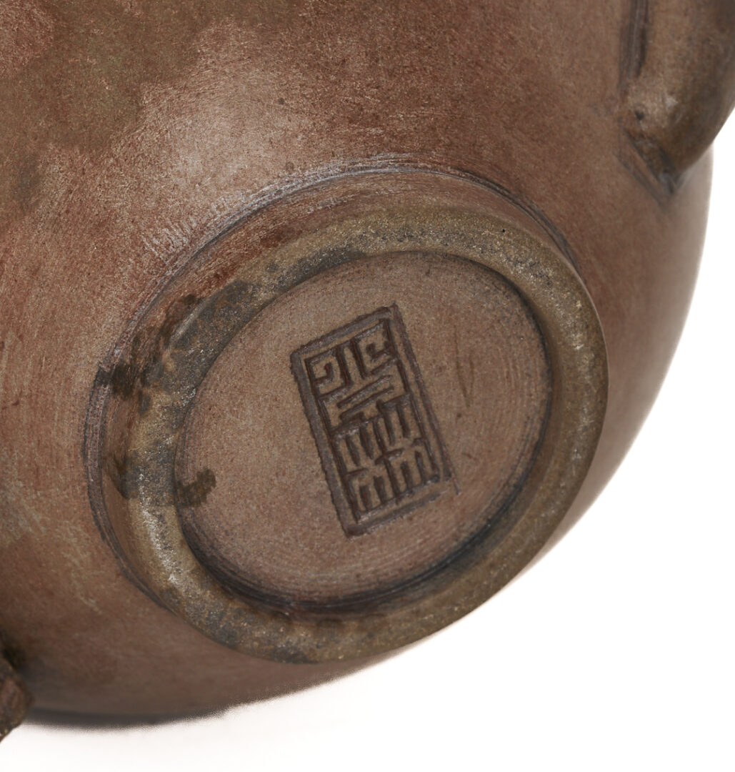 Lot 904: 4 Chinese Yixing Teapots, Signed