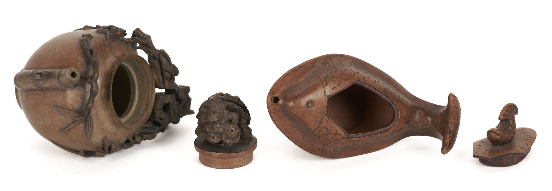 Lot 904: 4 Chinese Yixing Teapots, Signed
