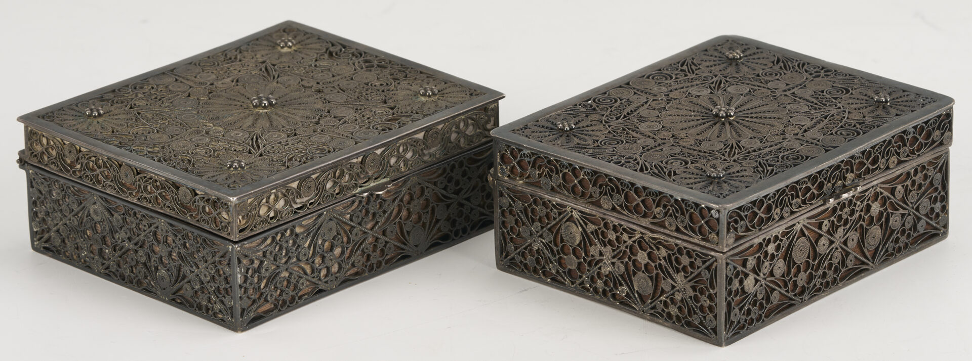 Lot 906: Chinese Silver Horse & 2 Silver Filigree Boxes