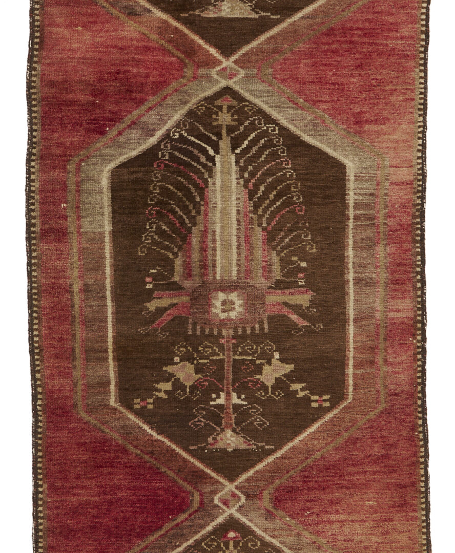 Lot 911: Persian Multi-Medallion Runner