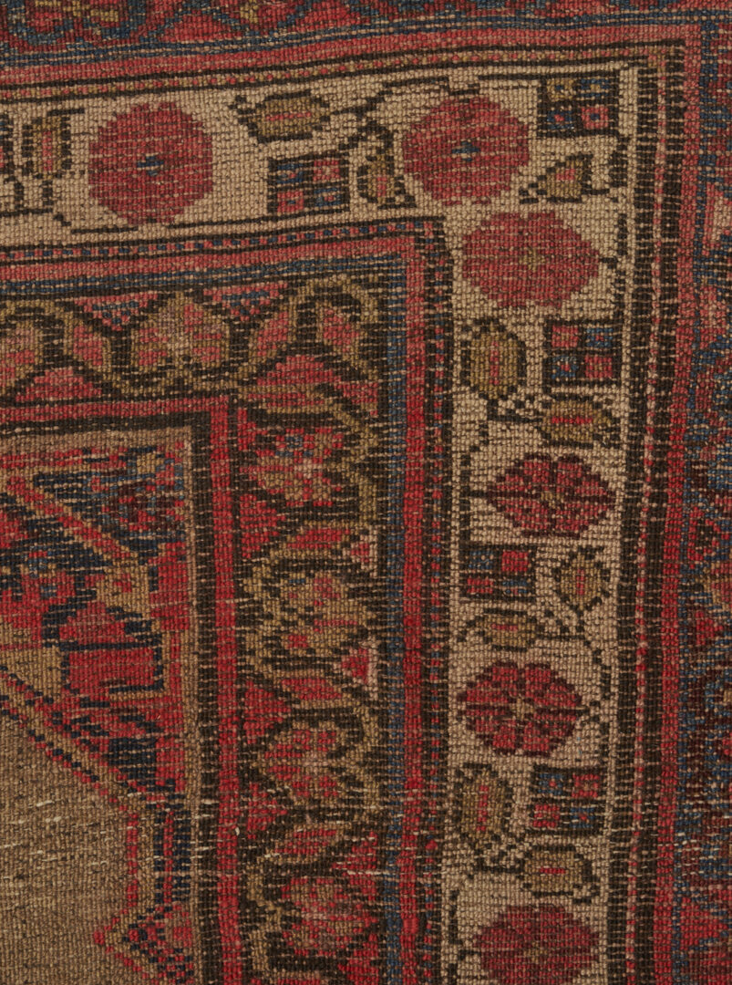 Lot 913: Kurd Bijar Runner, 9 ft x 4 ft