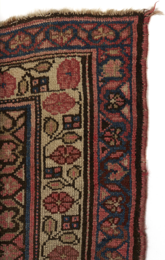 Lot 913: Kurd Bijar Runner, 9 ft x 4 ft