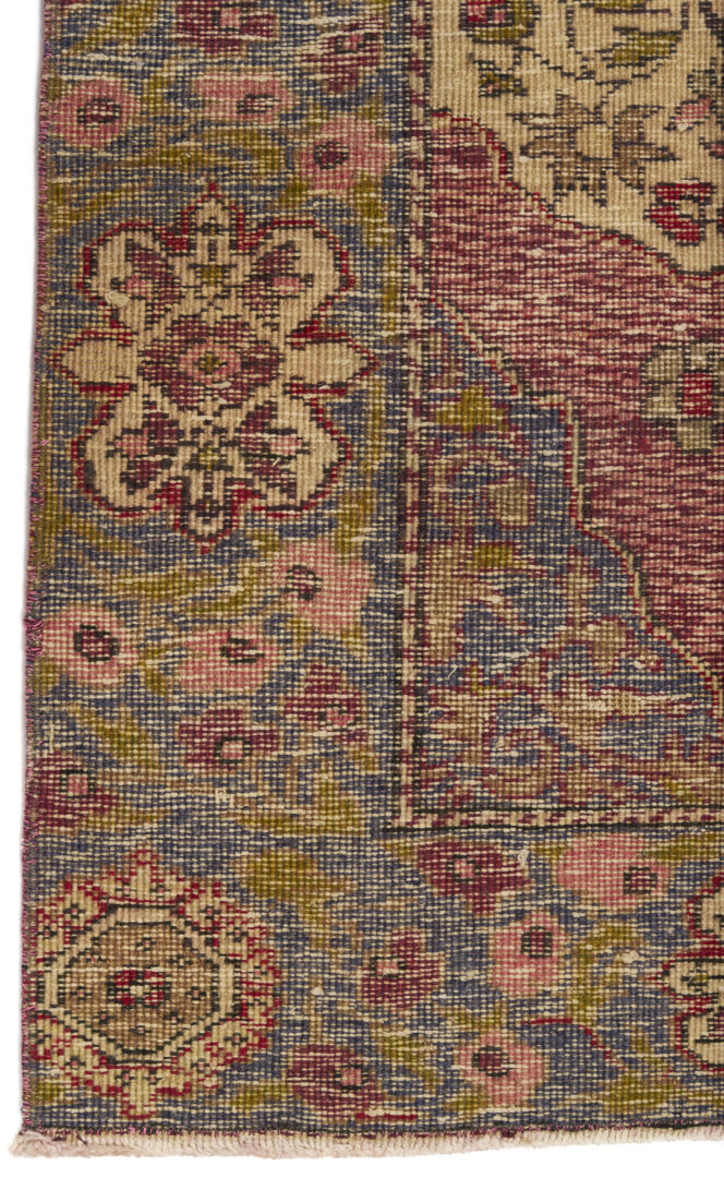Lot 916: Anatolian Turkish Wool Rug