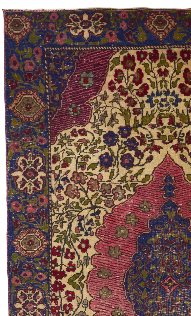 Lot 916: Anatolian Turkish Wool Rug