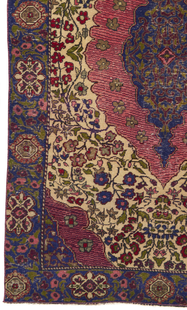 Lot 916: Anatolian Turkish Wool Rug