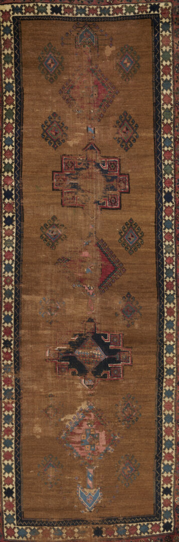Lot 917: Kurd Bijar Runner, 10 ft x 3.5 ft
