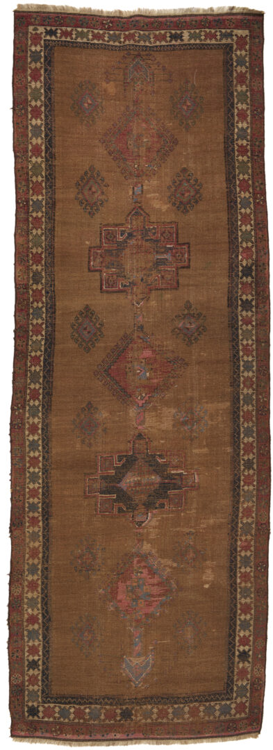 Lot 917: Kurd Bijar Runner, 10 ft x 3.5 ft