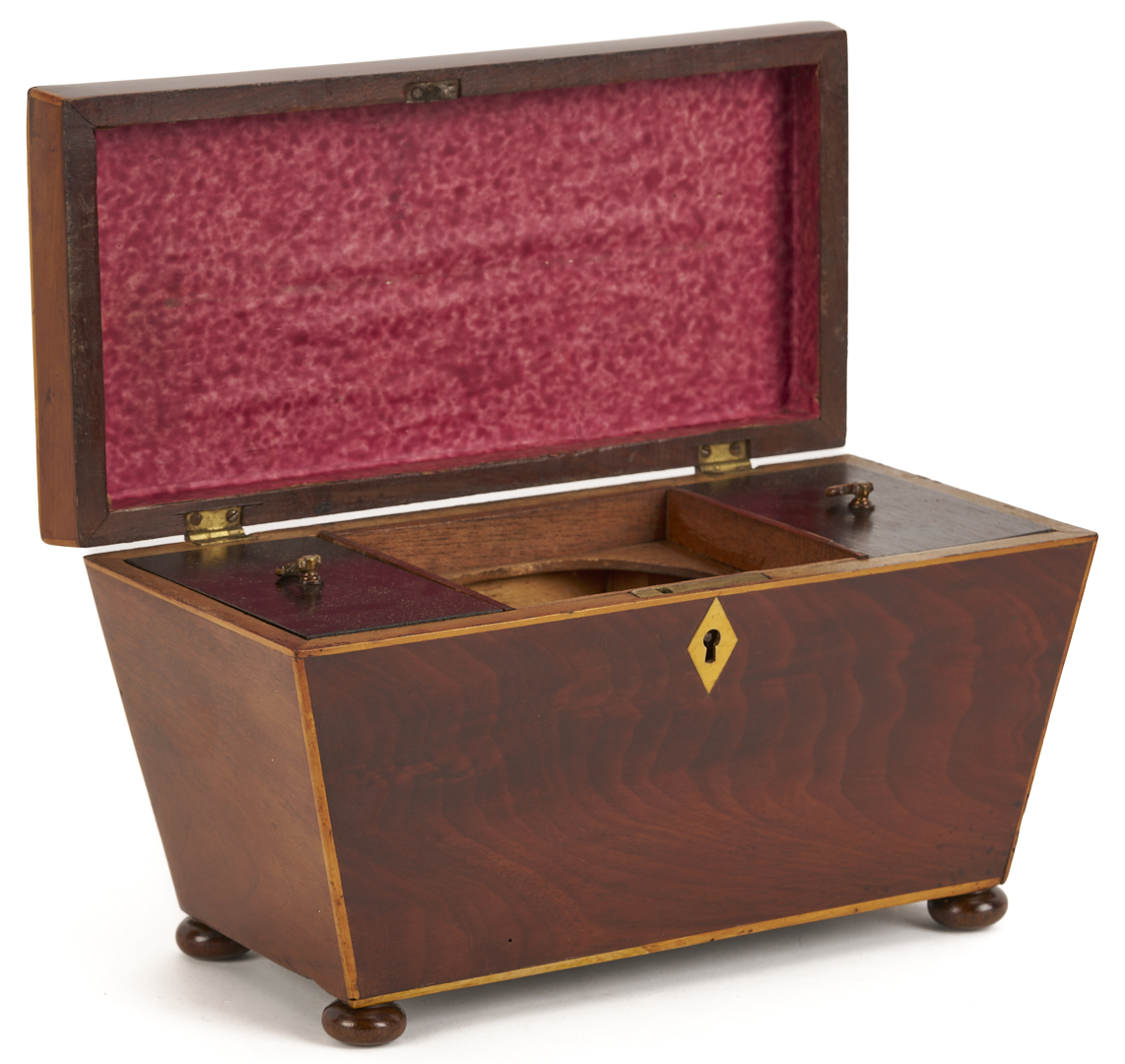 Lot 922: 2 English Mahogany Tea Caddies