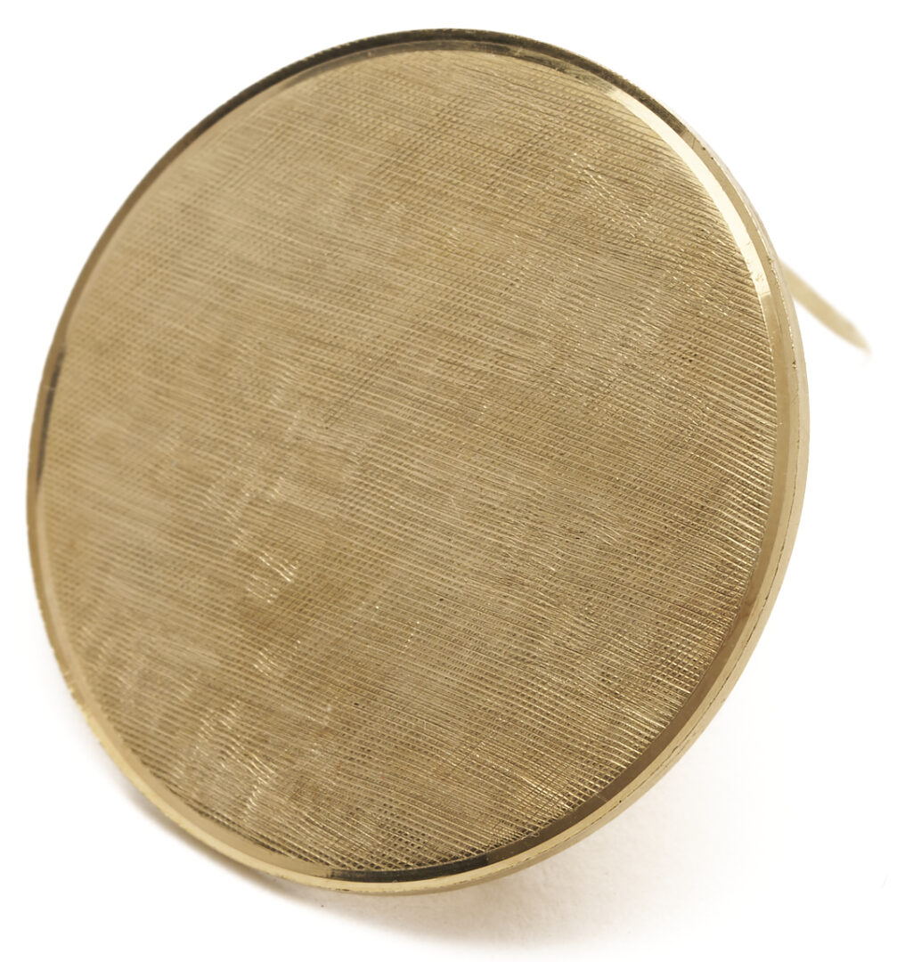 Lot 973: Pr. 14K Brushed Gold Button Earrings & 14K Brushed Gold Round Brooch