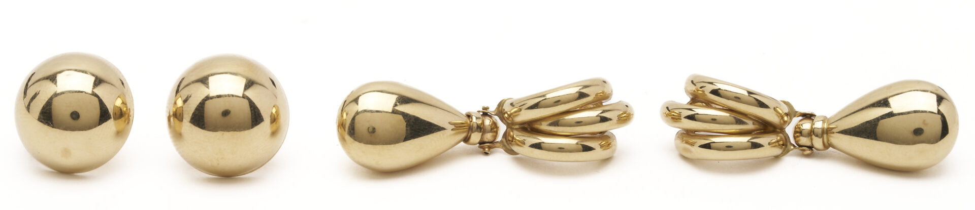 Lot 975: 5 Pairs 14K Gold Earrings