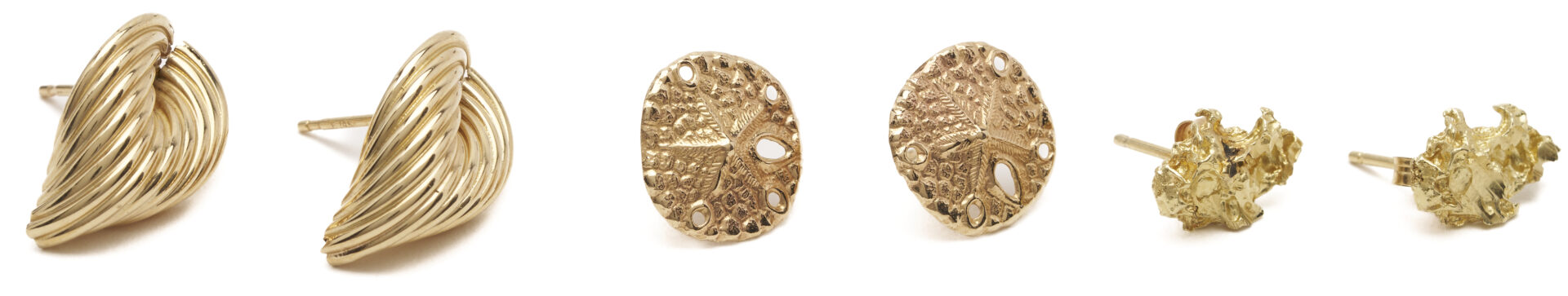 Lot 975: 5 Pairs 14K Gold Earrings