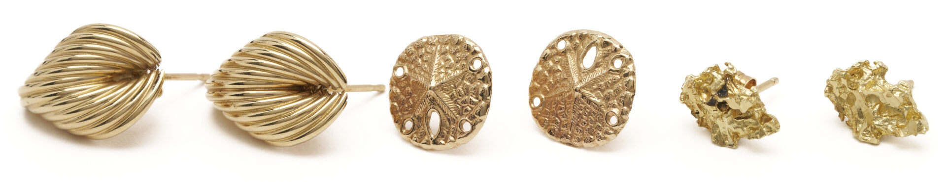 Lot 975: 5 Pairs 14K Gold Earrings