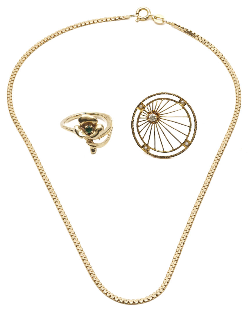 Lot 977: 14K Emerald Ring, 14K Italian Chain, and 10K Diamond and Seed Pearl Brooch