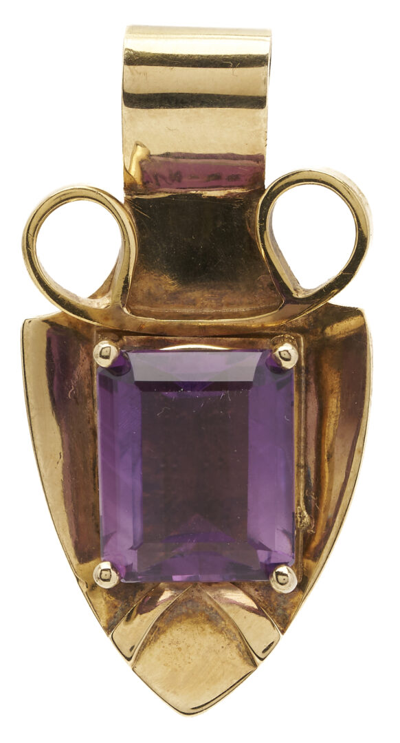Lot 980: Ladies’ 14K Gold & Amethyst Pendant