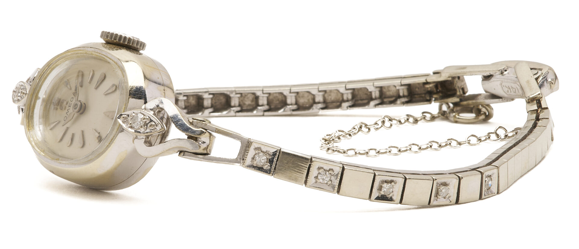 Lot 992: Ladies 14K Omega Wristwatch