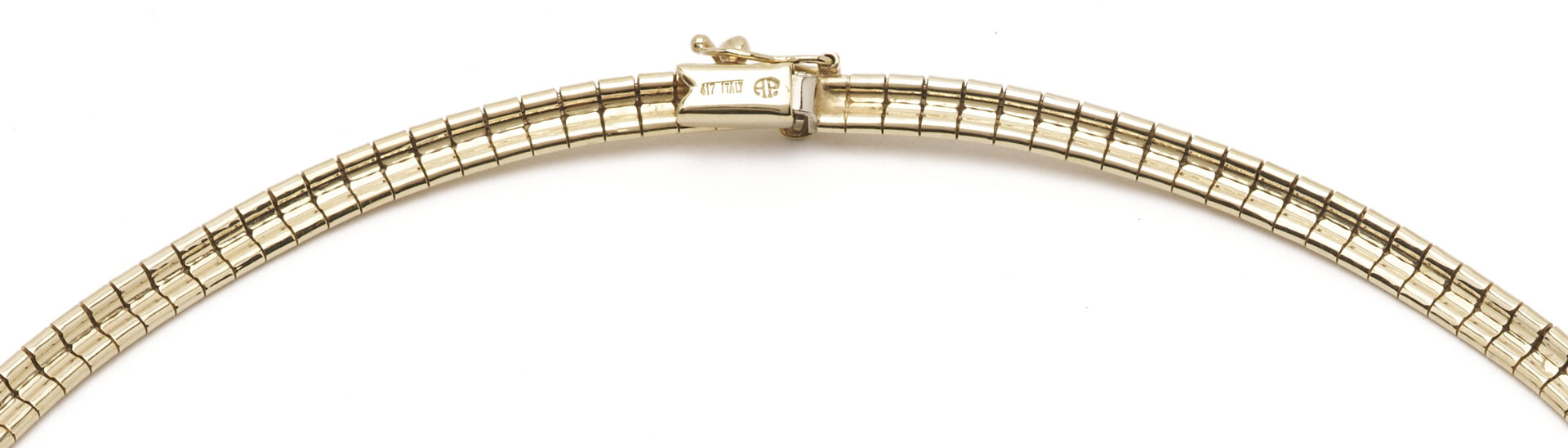 Lot 994: 10K Italian Omega Style Necklace