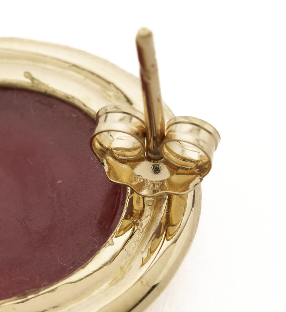 Lot 996: 6 Pcs. Carnelian and Yellow Gold Jewelry