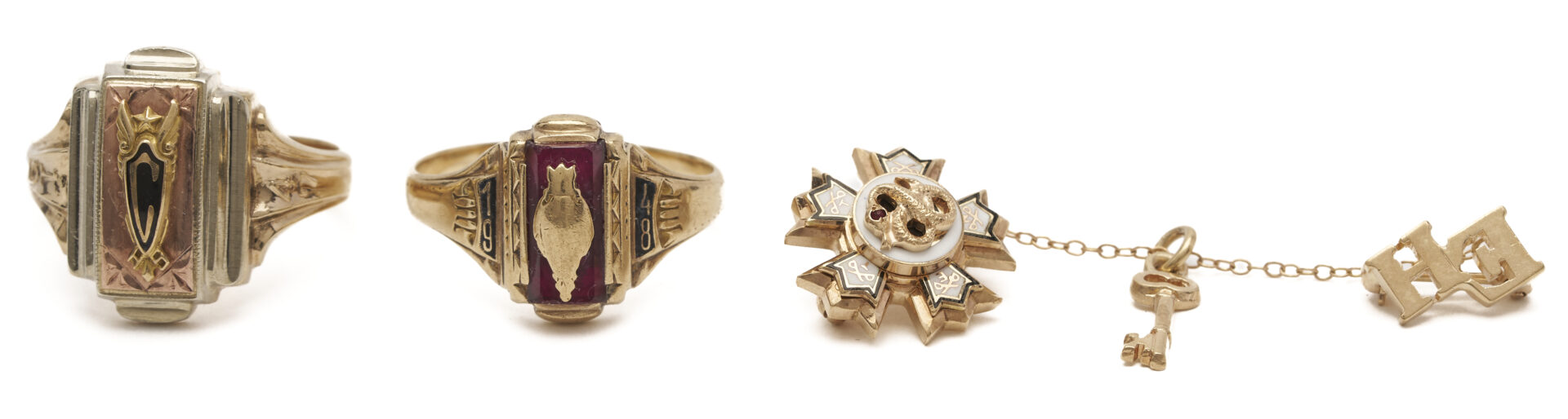 Lot 997: 2 Josten 10K Class Rings & 10K Sigma Nu Lapel Pin