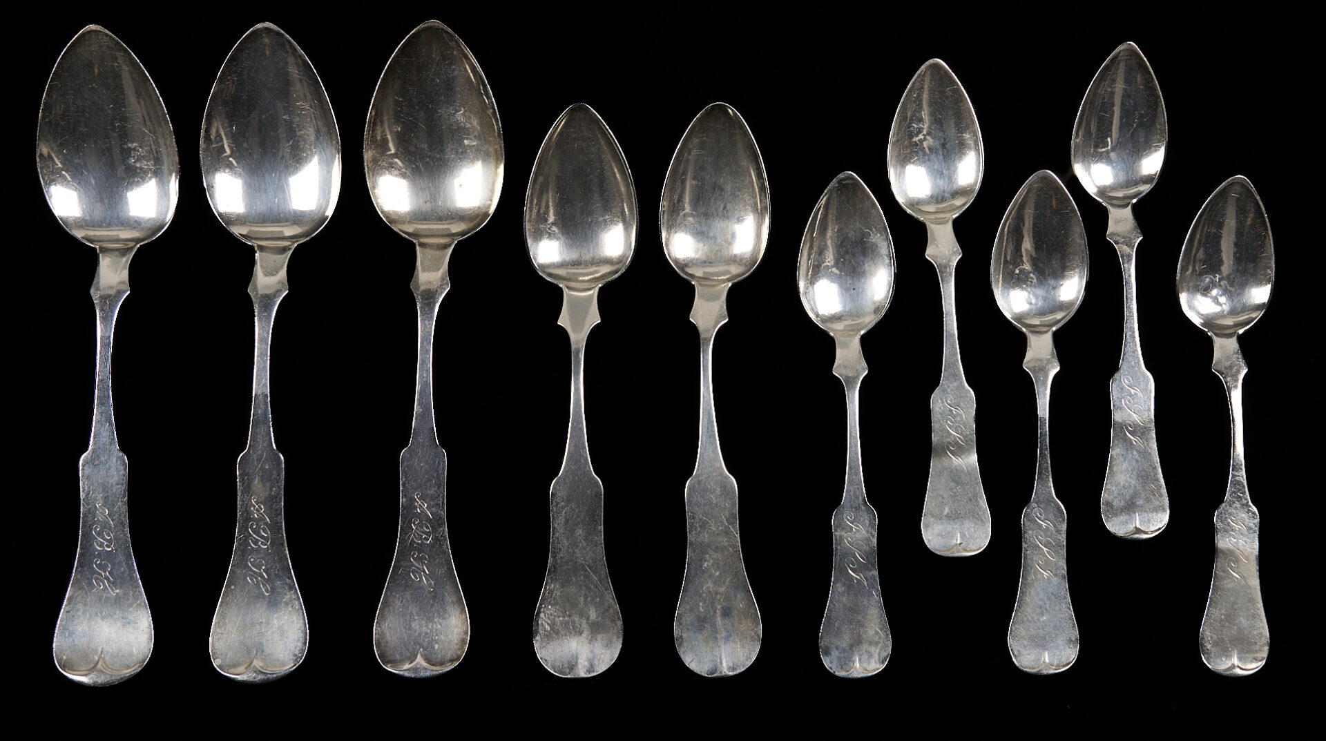 Lot 1003: 16 pcs Flatware incl. Paris KY Coin Silver