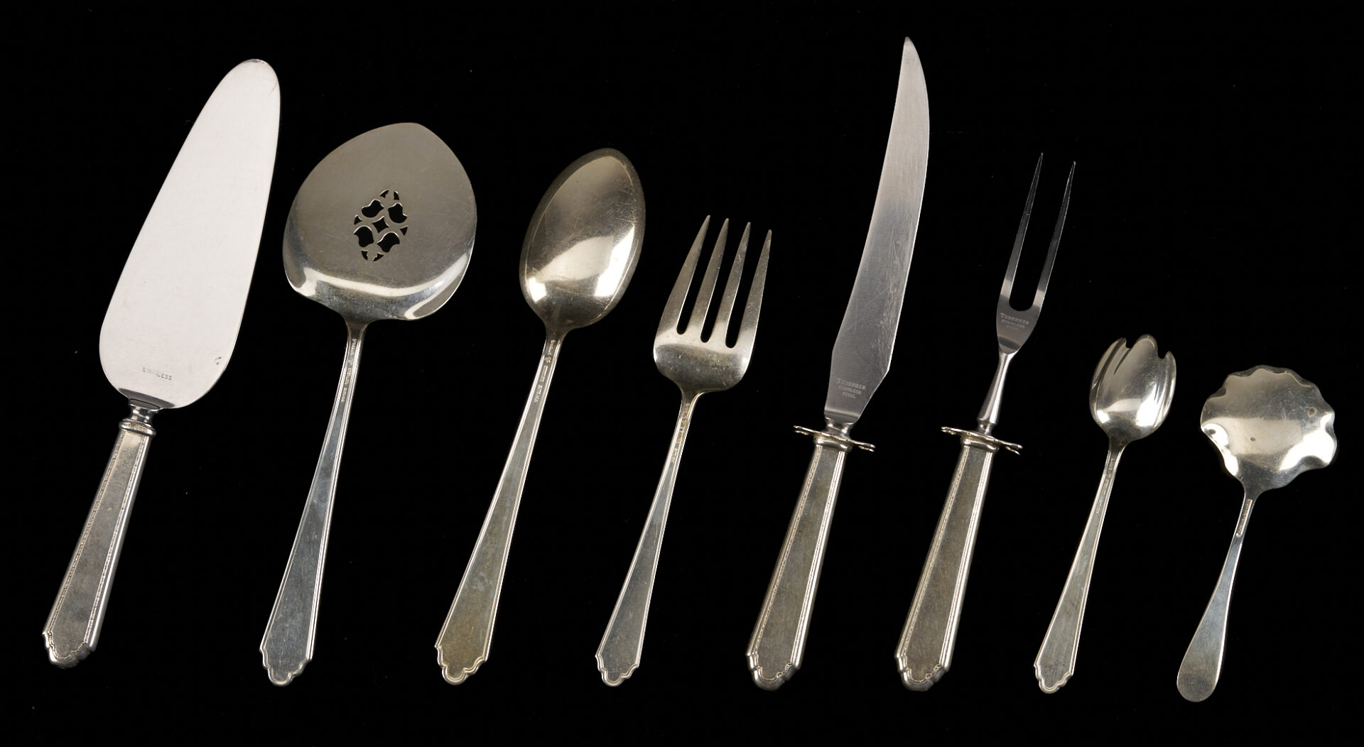 Lot 100: 134 Pc Lunt William and Mary Sterling Flatware Set + 5 other pcs