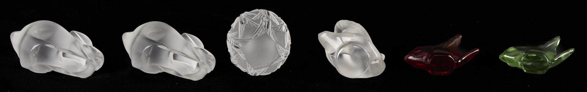 Lot 1012: 10 Lalique Glass Table Items, mostly Animals